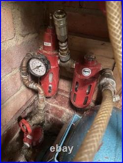 Clarke Air Compressor 160 Litre Tank with Extendable Air Hose Used