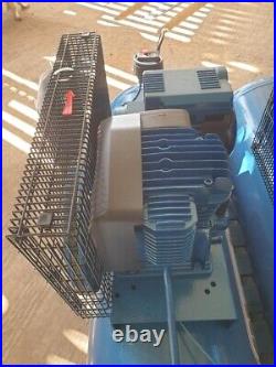 Clarke Industrial Air Compressor XE18 200 (OL) 18cfm 200Litre 4HP (230V) Clarke Industrial Air Compressor XE18 200 (OL) 18cfm 200Litre 4HP (230V)
