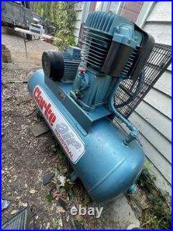 Clarke XE25/200 23cfm 200 Litre 5.5HP Industrial Air Compressor 400V