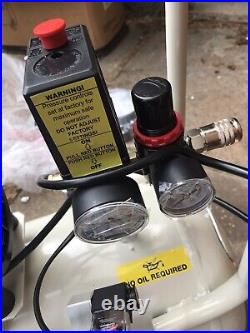 Hyundai 24 Litre Air Compressor (new Damaged)