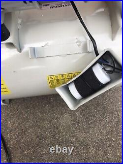 Hyundai 24 Litre Air Compressor (new Damaged)