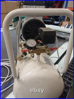 JUBA oil free air compressor 40 Litre