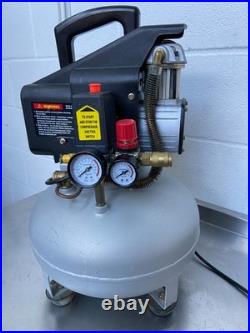 Rexton AC1515A 240v Portable 15 Litre Garage Air Compressor. Used 3 times. UK