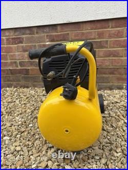 Stanley Air Compressor, with lines and tools, 24 Litre, 1.5 HP, 8 Bar Pressure
